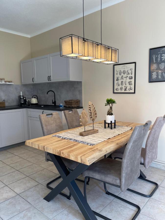 Naturnahes, Neu Moebl.Apartment, Hundefreundlich Neu Gaarz Екстериор снимка